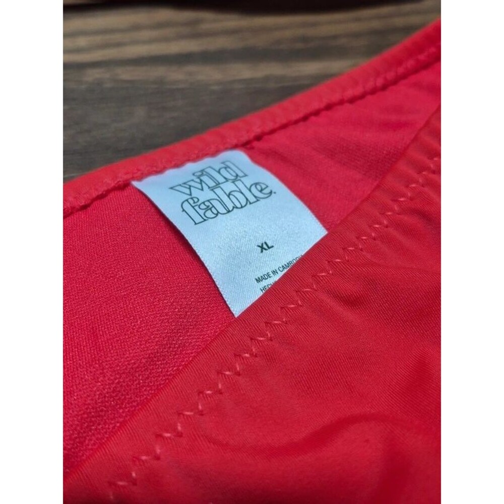 Wild Fable XL Swimsuit - Picture 4 of 5